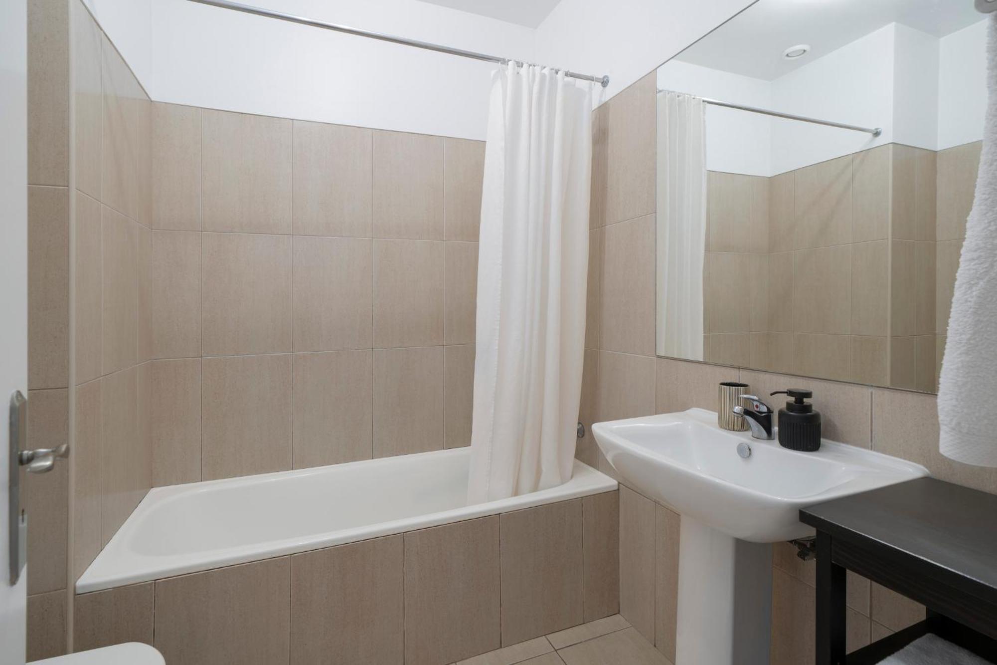 Sea Front - Princesa D. Amélia Appartement *